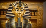 Tutankhamuns-gyldne-maske-Egypten-800x500-