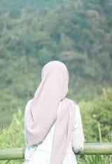 Hijabi