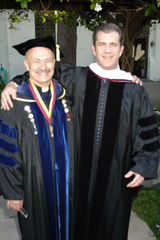 6696ab4af058272679000be0_graduate
