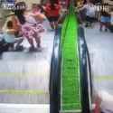 Chink Baby stroller Escalator_thumb.jpg