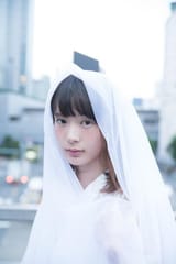 Moeka_Hoshi-1995-p1