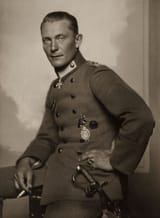 1918