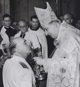 franco-y-crucifijo