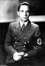 Bundesarchiv_Bild_183-1989-0821-502,_Joseph_Goebbels