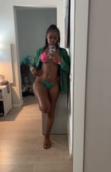 chug gf mirror pose