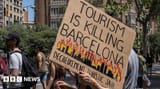 spain-tourism-the-protesters-and-residents-pushing-back-on-v0-SdDtwQxVo_iHw7lXyDEfgcTqDmZVYyQk7IiCmuBNPgI