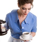 91a906532a88fb3b9be80002250f815b67-04-waitress-spitting.rsquare.w400