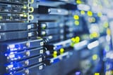 illuminated-server-room-panel-660495303-5a386d157bb283003734354e