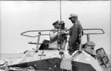 Bundesarchiv_Bild_101I-443-1589-07,_Nordafrika,_Rommel_in_Befehlsfahrzeug