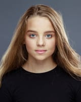 Bo-Bragason-Actor-Headshot-4-1