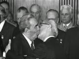 B8gKKySIUAEum8u.jpg_large