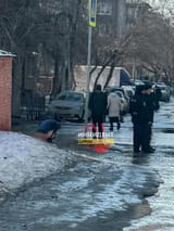 russia - weather is too cold to shit on the streets