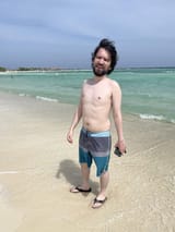 about-the-infamous-beach-photo-v0-7ok5kz0xeq1d1