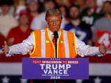 36080377-der-republikaner-donald-trump-schluepfte-am-30-oktober-bei-einer-wahlkampfrede-in-wisconsin-in-die-rolle-eines-fiktiven-muellmannes-1PykpF7eKee9