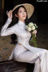 The-Beauty-of-Vietnamese-Girls-with-Traditional-Dress-Ao-Dai-2-TruePic.net (29)