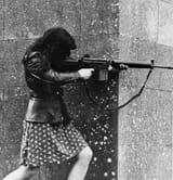 Female+IRA+fighter,+1970s[1]