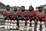 groenlandske-nationaldragter-ruth-gundahl-madsen-1200x800
