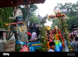bangladeshi-women-dressed-as-hindu-god-krishna-during-the-celebrationjanmasthami-is-celebrated-yearly-as-an-annual-commemoration-of-the-birth-of-the-hindu-deity-krishna-the-eighth-avatar-of-vishnu-WB1NXX