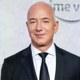 jeff-bezos-attends-the-lord-of-the-rings-the-rings-of-power-news-photo-1684851576-2376757677