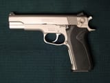 Smith_wesson_1006