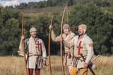 english-archers-v0-io04ebmnvllb1