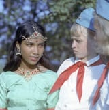 Indian schoolgirl with Soviet pioneers at pioneer camp Artek, Ukrainian SSR, 1979. Photo by Vyacheslav Runov