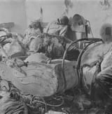 A+pile+of+bodies+awaits+cremation+after+the+bombing+of+Dresden,+1945+(2)