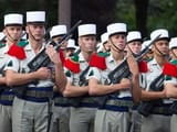 Soldiers-parade-French-Foreign-Legion-Paris-Bastille