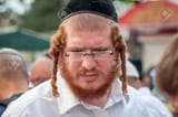 84306475-uman-ukraine-2-october-2016-rosh-hashanah-jewish-new-year-5777-it-is-celebrated-at-the-grave