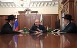 Putin meets with Chabad rabbis Jews
