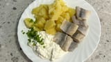 potatoes_w_herring_and_curd