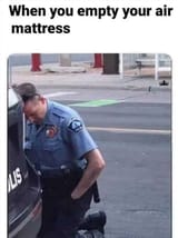 deflating-air-mattress-e1682185710350
