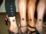 053f9d22a07e90eae33a926fcd30f6cb-bbc-queen-of-spades-queen-of-spades-tattoo[1]
