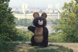 Olympic bear against the backdrop of the Lenin Central Stadium in Moscow in 1980. Photo by E. Ryabov