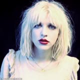 courtney-love-cour001phni