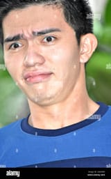 confused-asian-person-2A4G98X