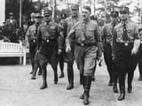 11_YT_hitler