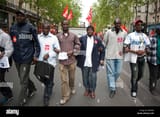 frances-african-immigrants-sans-papiers-migrants-demonstrating-in-BKKPJP[1]