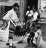 palestine ice cream vendor in the old city of Haifa in 1898