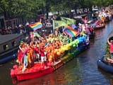 Amsterdam_Gay_Pride_2013_De_Kringen_boat_pic3