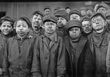 Childlabourcoal_1912US_LewisHine