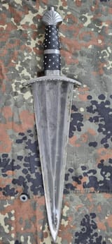 cold-steel-cinquedea-what-started-life-as-dull-rust-prone-v0-mf69l6jl6nvd1
