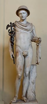 250px-Statue_Hermes_Chiaramonti