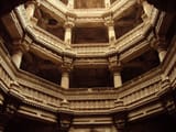 AdalajStepwell15thcentury8