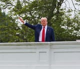 trump_salute