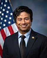 Shri_Thanedar,_official_portrait_(119th_Congress)