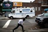 17SHOMRIM1-superJumbo