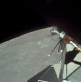 AS11-36-5418