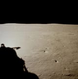 AS11-37-5455