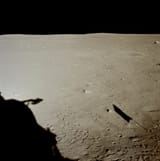 AS11-37-5465